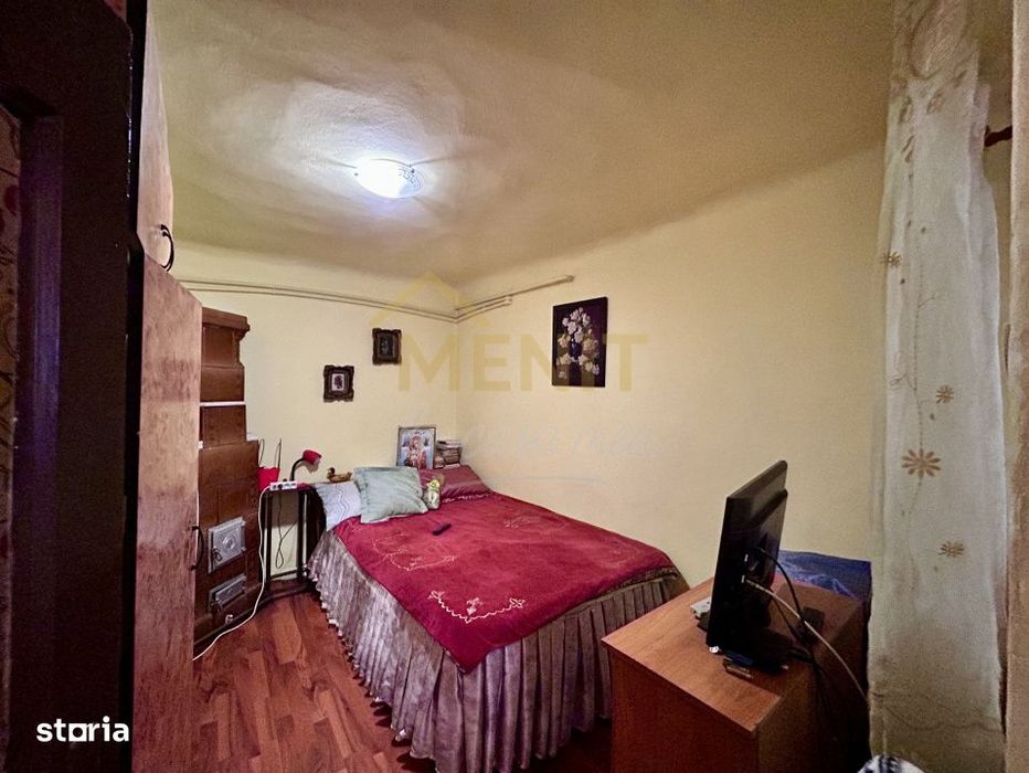 Casa 4 camere, garsoniera, 2 bai, garaj acoperit, Mihai Bravu, Ploiest