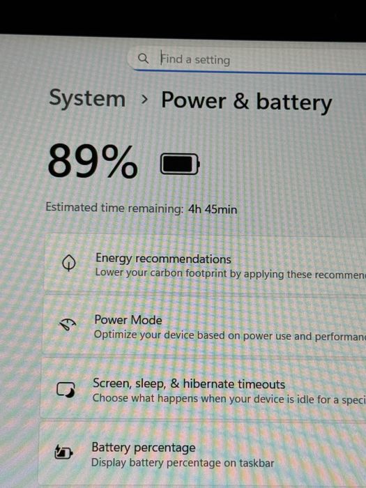 Лаптоп Dell Vostro 3530