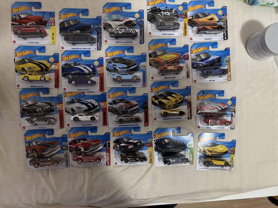 Ho wheels колички