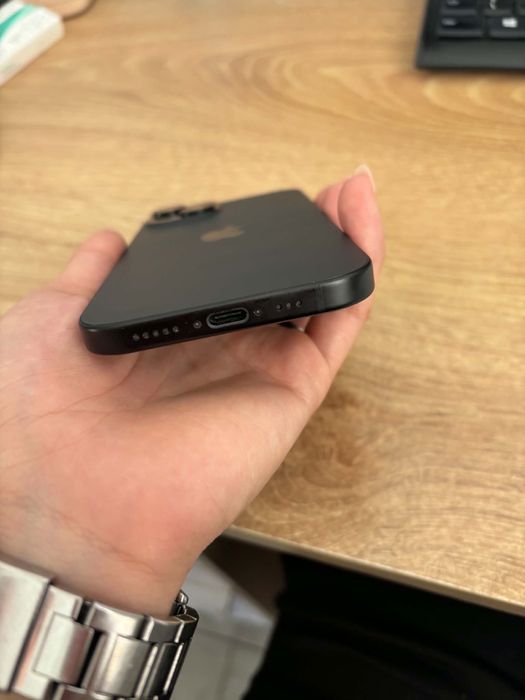 Iphone 15 128GB Black 90% Батерия