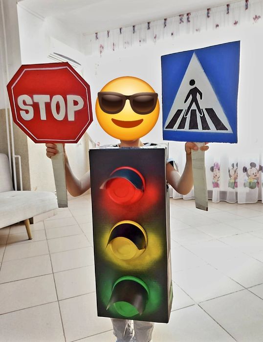 Costume handmade pt copii