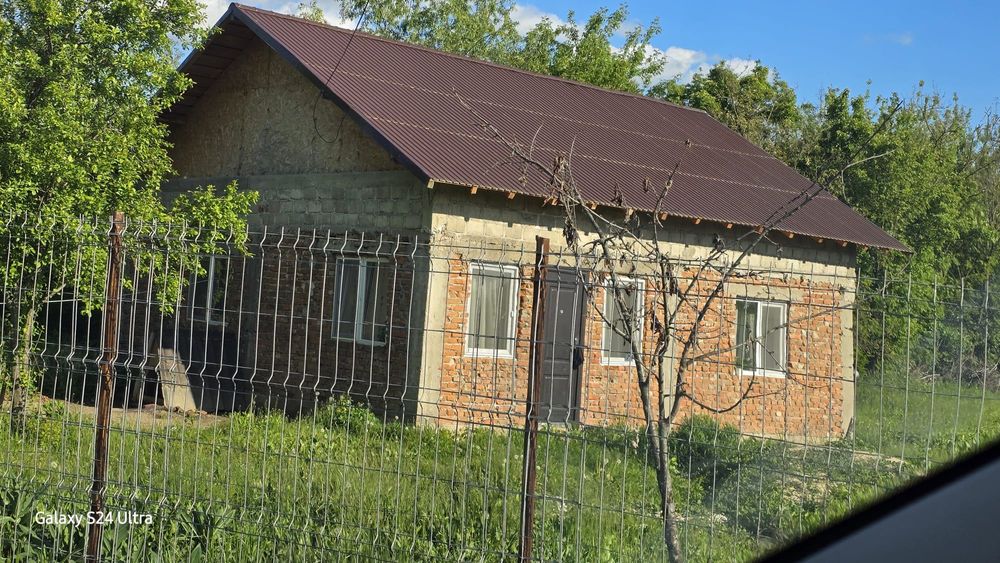 Casă de vânzare Cuparu