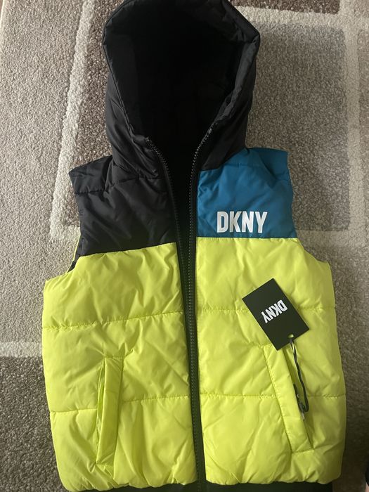 Vesta NOUA, copii DKNY, cu doua fete 7-9 Ani