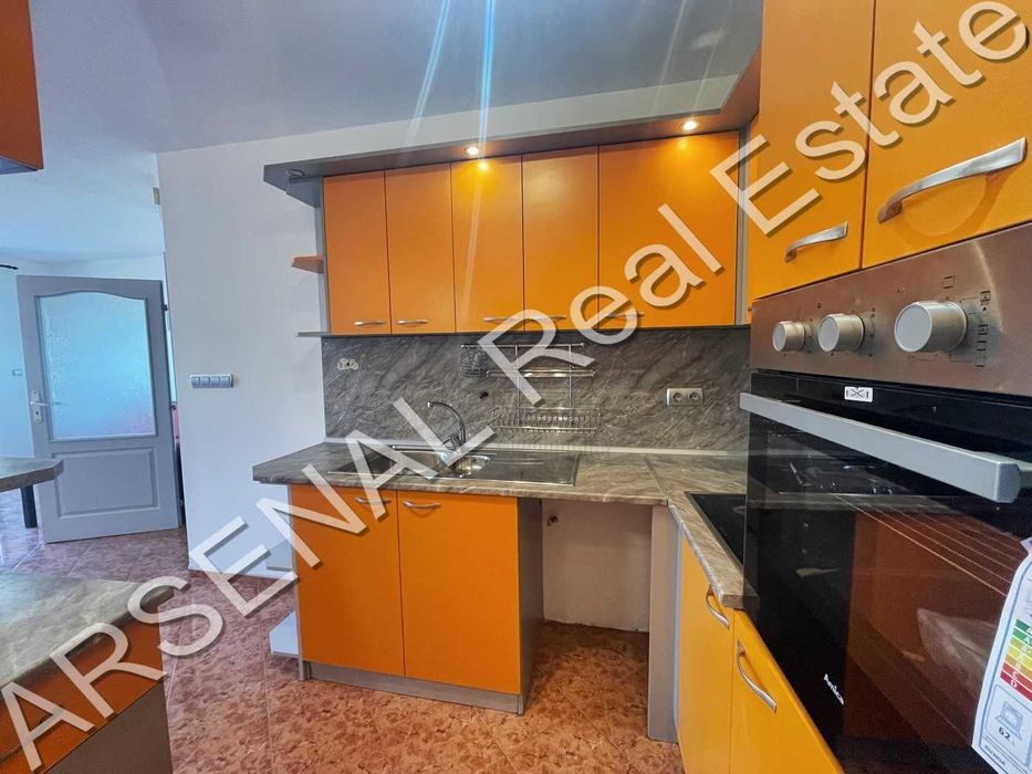 Тристаен апартамент под наем, кв. Слатина