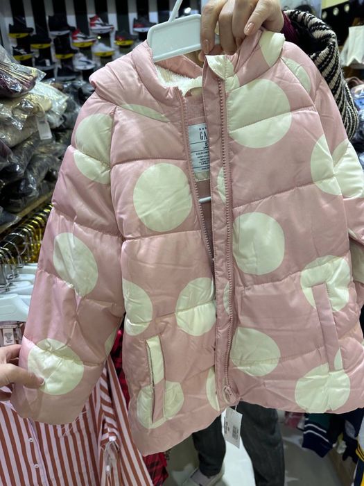 Продам куртку детскую