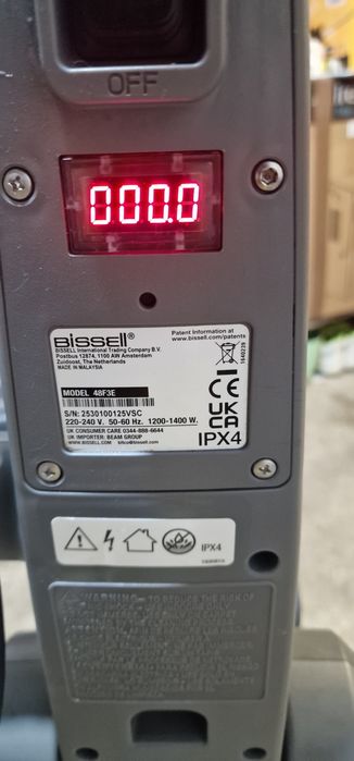 „Extractor profesional covoare Bissell Big Green + furtun tapițerie”