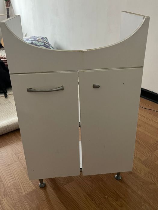 Раковина с тумбой