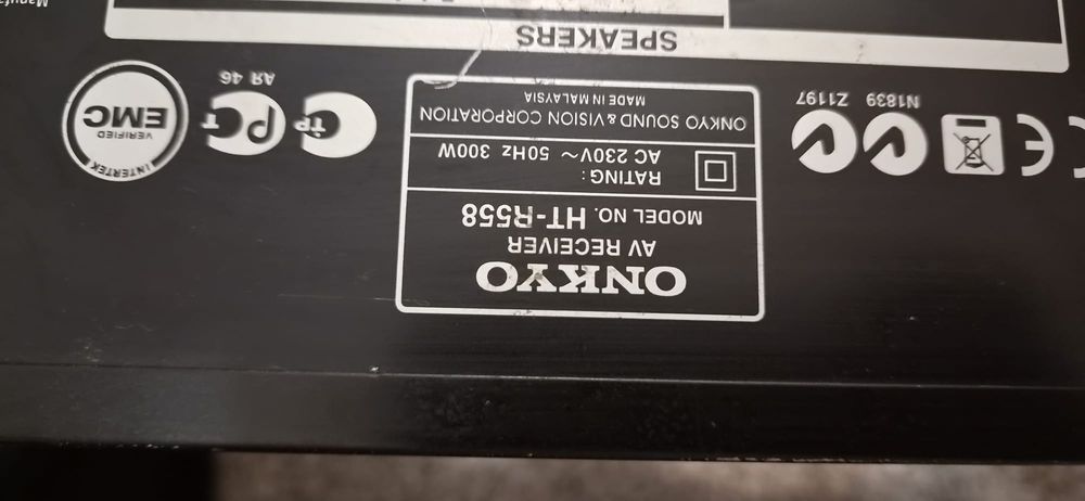 Receiver Onkyo HT-R558