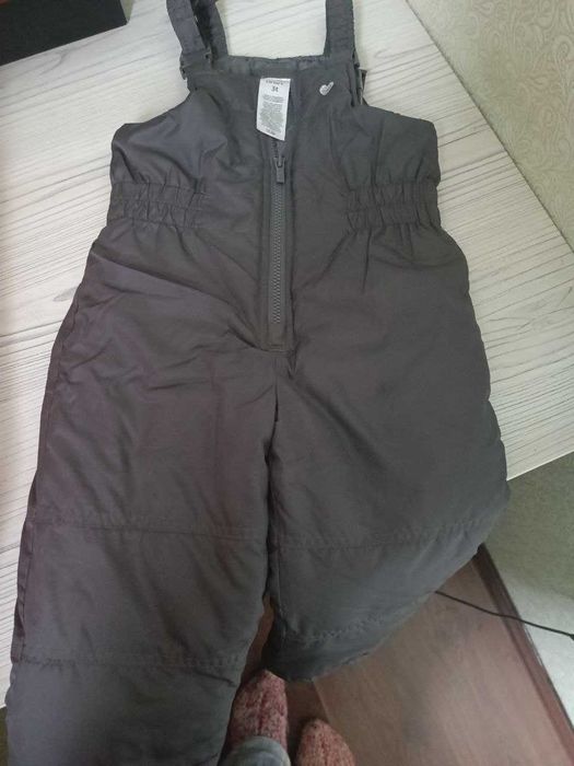 Куртка и комбинезон  от CARTERS  и Childrens place сапоги на 3 г