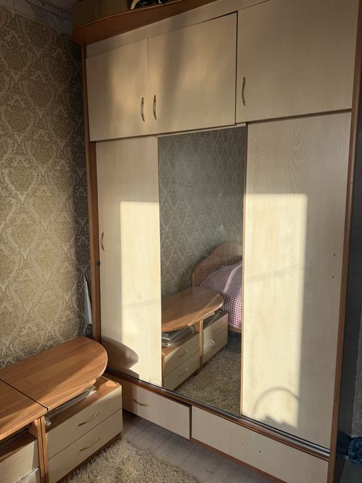 Продам спальный гарнитур