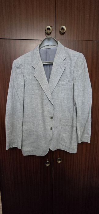 Мъжки костюм L и сака M и L
