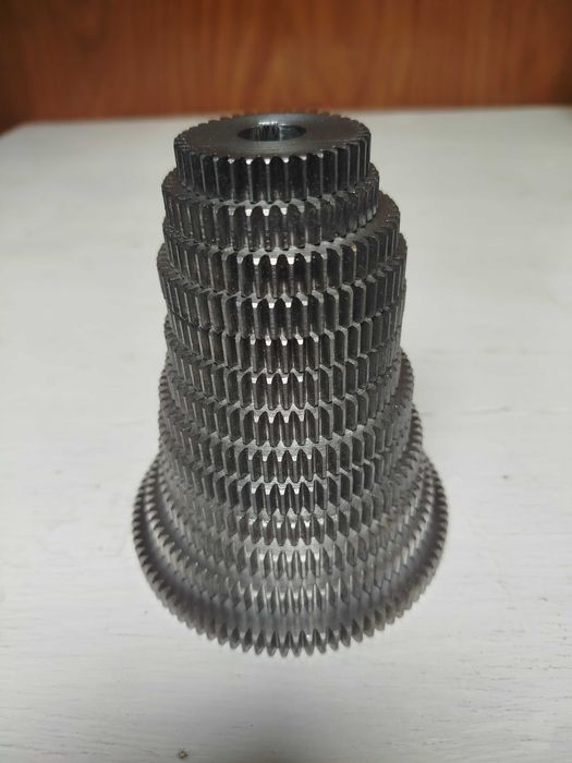 Лира за TOS MN80