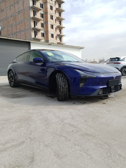 Geely Jiyue Robo 07. Elektro-Mobil