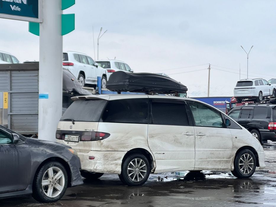 Продам  минивен