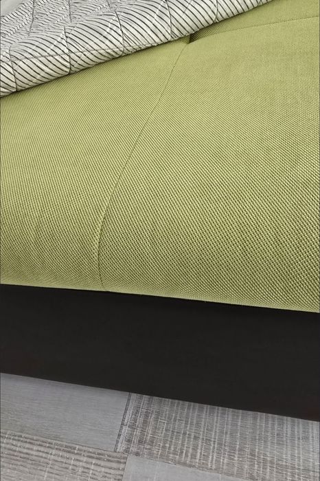 Vând canapea extensibilă living