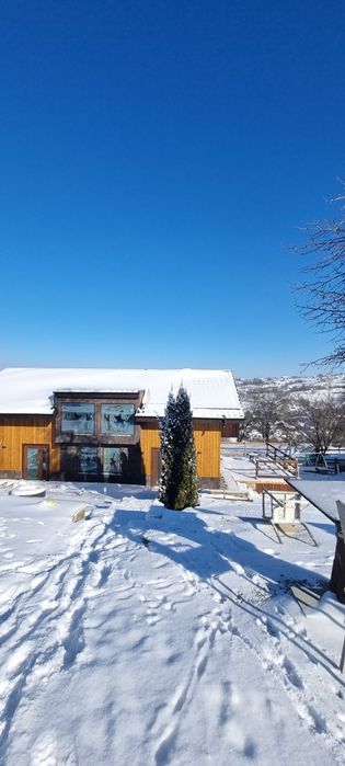 Inchiriez cabana Bran ( cabana este Rezervata de Revelion )