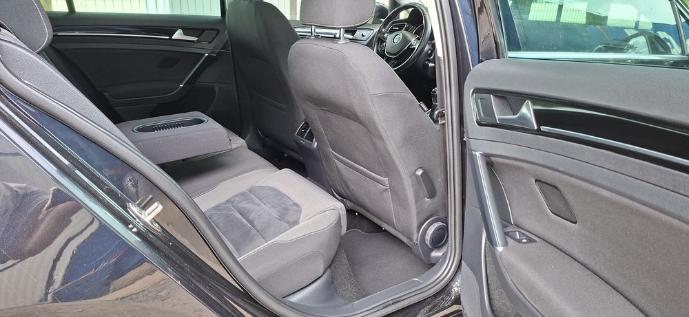~Volkswagen Golf VII Highline~4Motion~An 2015~Bi-Xenon~Camera~Trapa~Carte service~