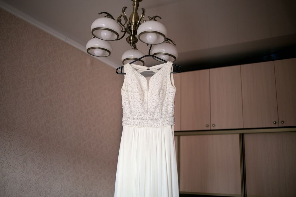 Платье белое