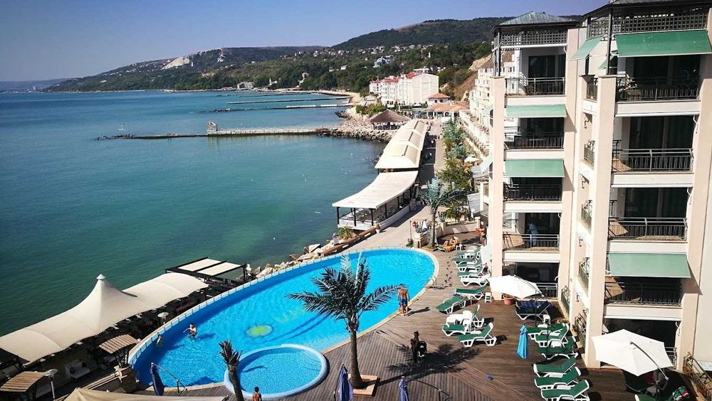 Продава се Тристаен апартамент в Балчик - 138 кв.м за 1196 €/кв.м - Снимка #13