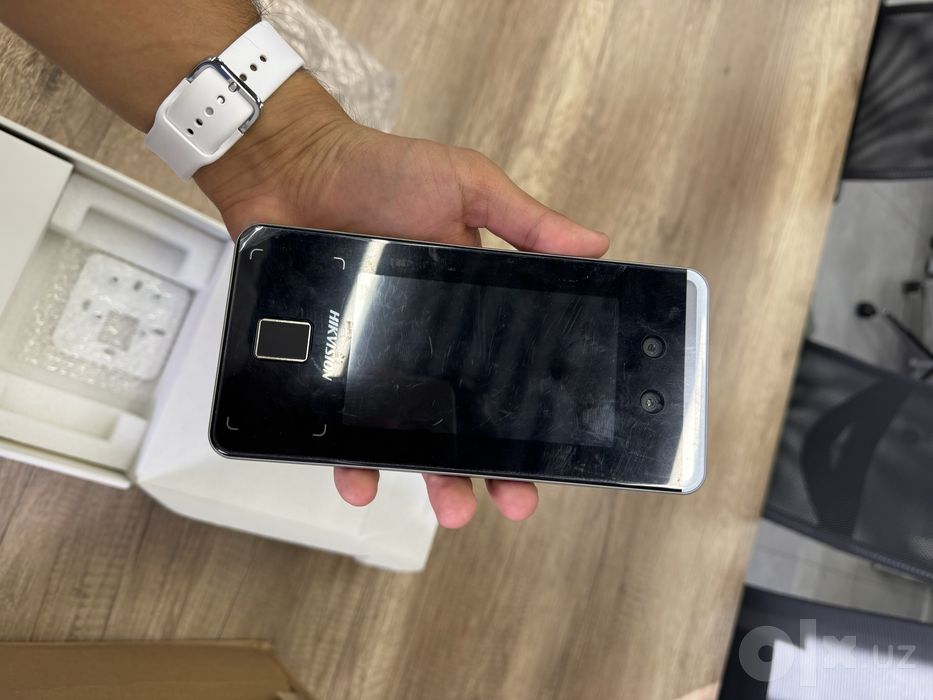 Face id 341 CMF