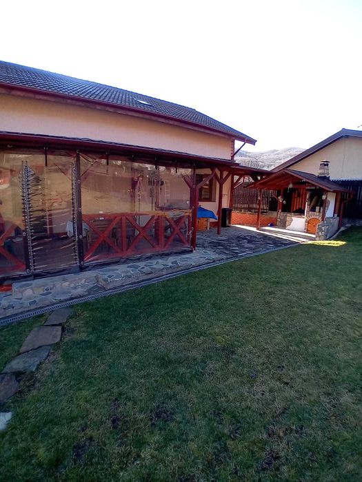 Casa de vacanta pitoreasca P+M (134mp / 1350mp)