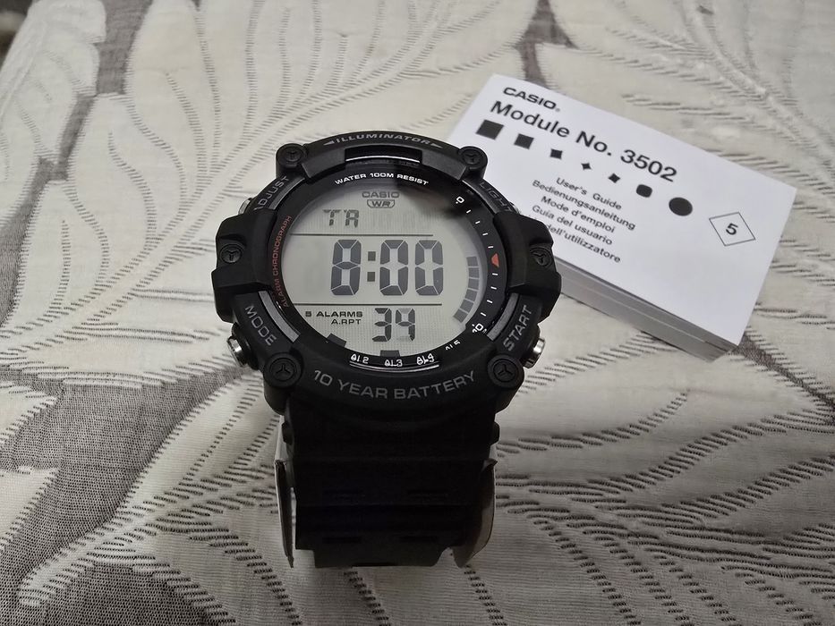 Наручные часы Casio