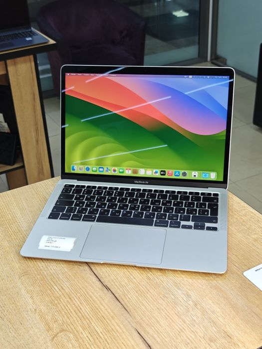 MacBook Air 13 Apple 8/256гб Intel Core i3 Silver 2020