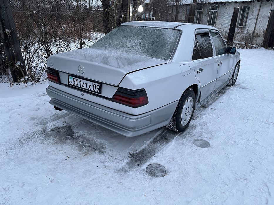 Продам обмен машина не на ходу