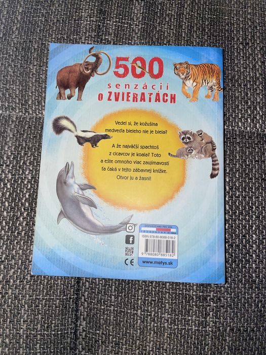 Carte cu 500 de animale poze scris în slovacă dar mai mult sunt imagin