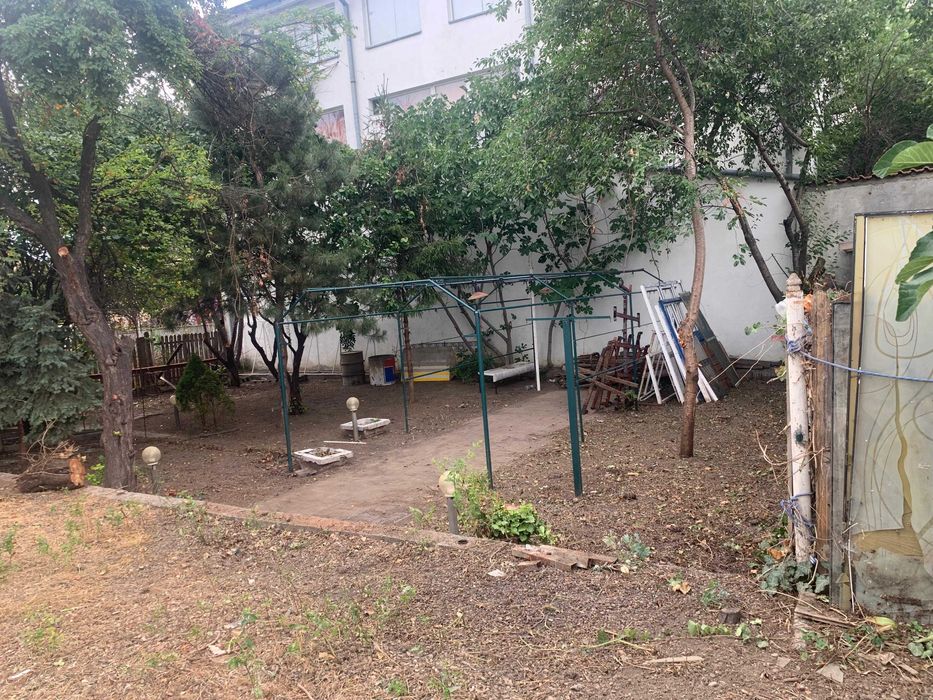 Vand teren 588mp , cladire P+1+M