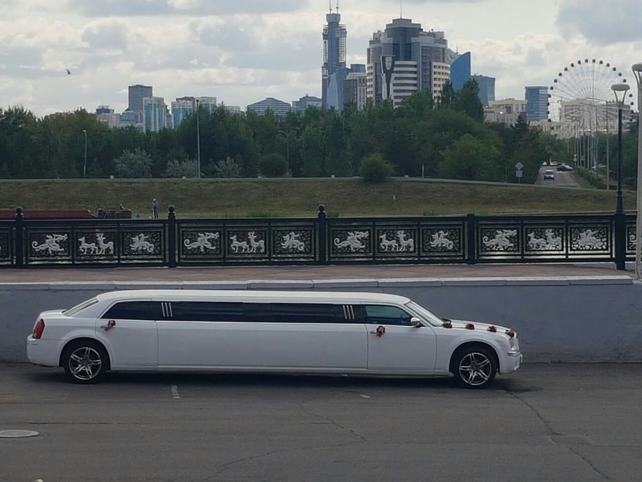 Прокат лимузинов Джип лимузин