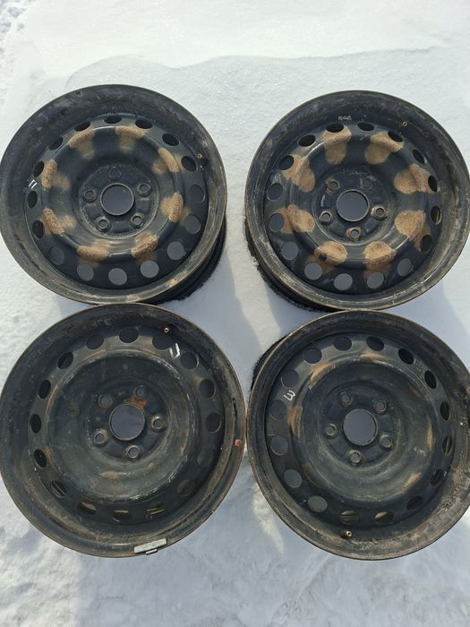 Продам диски р16 оригенал.