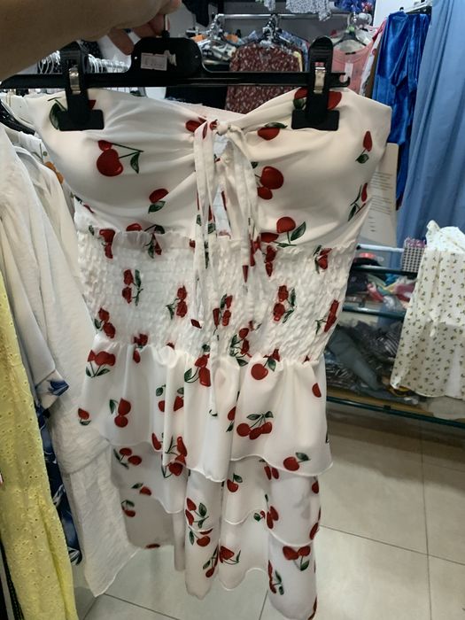 Дрехи на лимночета и на череши