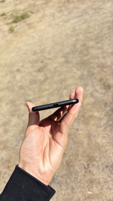 iPhone 7 — 32 ГБ