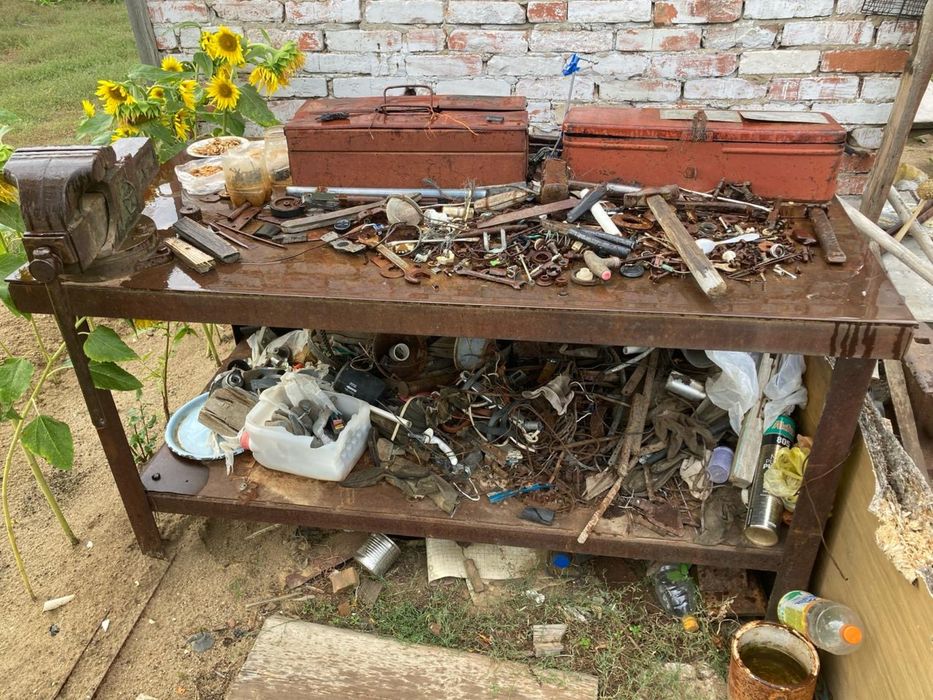 Продам тесак со столом