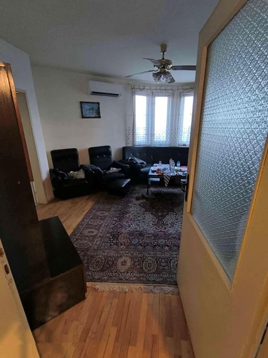 Дава се под наем Двустаен апартамент в София, Люлин 1 - 56 кв.м за 432.48 € - Снимка #1