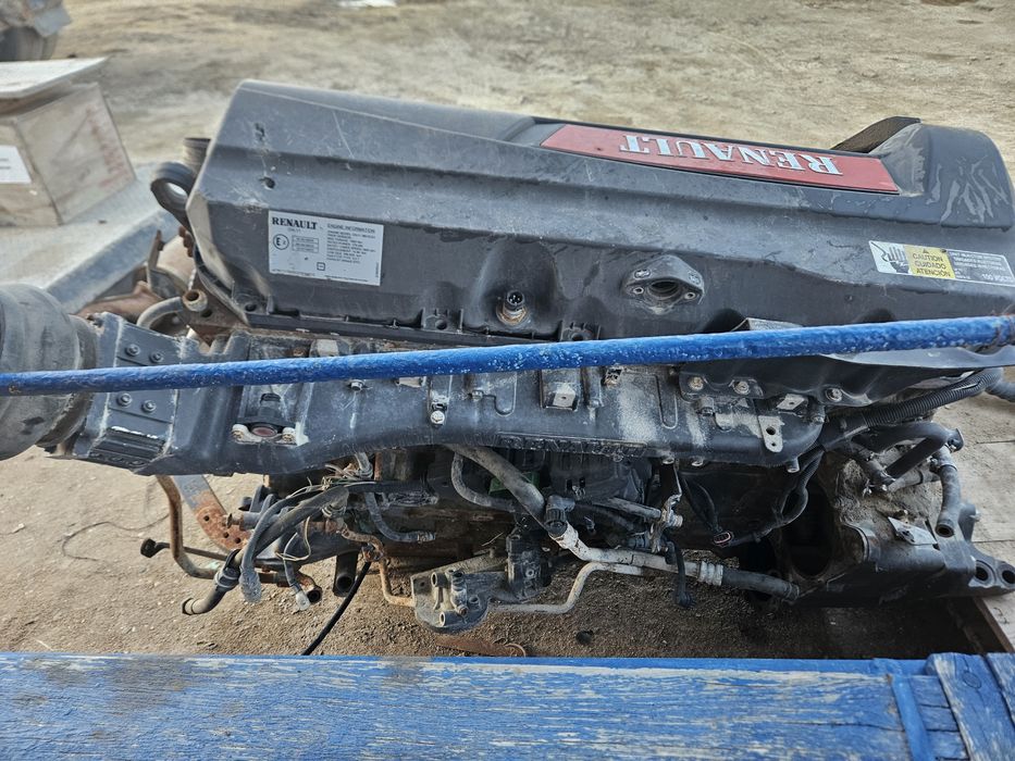 Двигатель на Рено