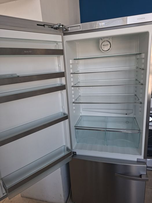 Хладилник с фризер Miele
