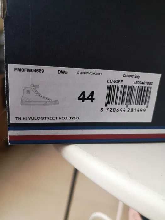 Tommy Hilfiger обувки N-44