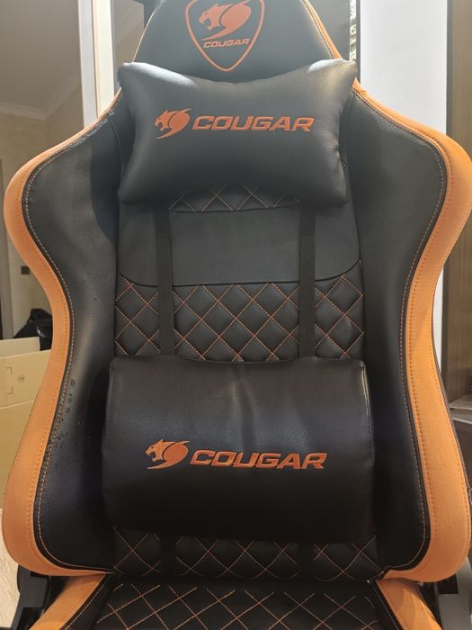 Игровое кресло Cougar Armor Pro