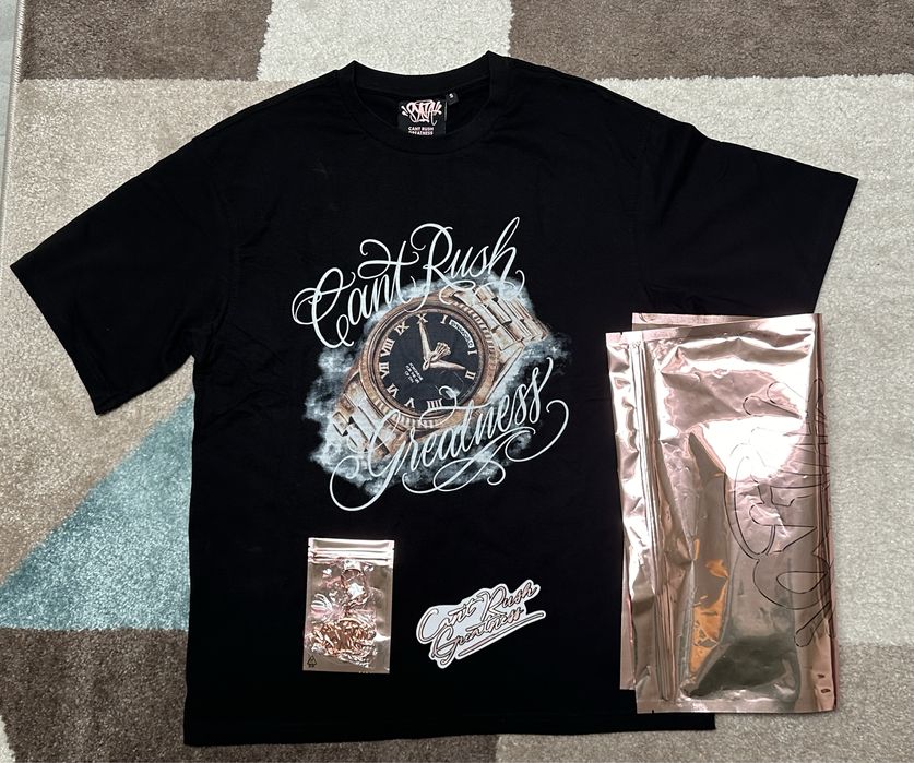 Syna Can't Rush Greatness Watch Tee / size S