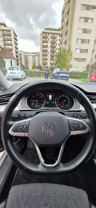 Volkswagen Passat 2.0 TDI DSG 2023 / schimb cu SUV