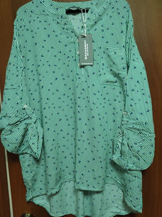 Продам рубашку ,фирма Бродвей.