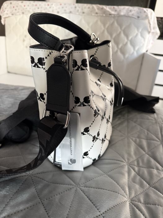 Нова чанта karl lagerfeld
