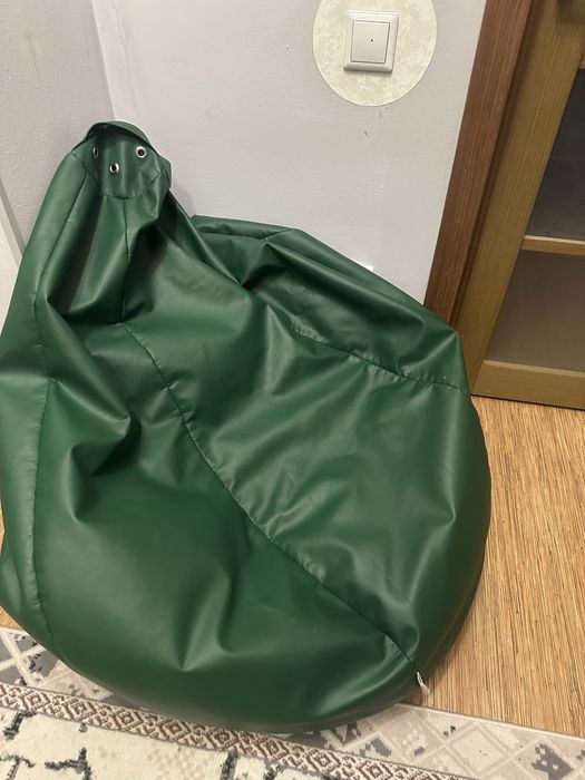 Бескаркасное кресло - мешок.