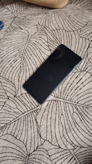 На продаже Поко х5 про