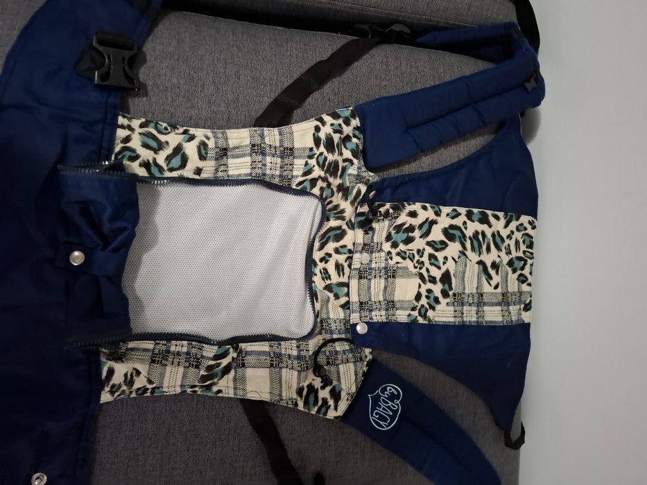 Marsupiu ergonomic