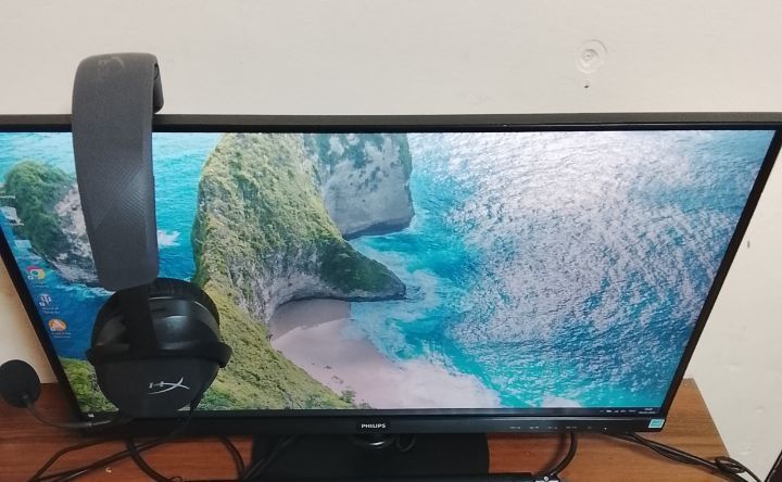 Монетор 22 диоганаль игровой