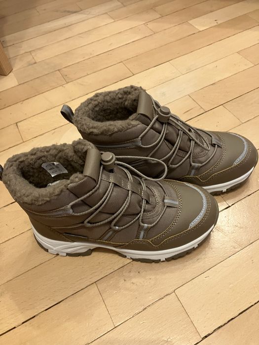 Детски зимни боти