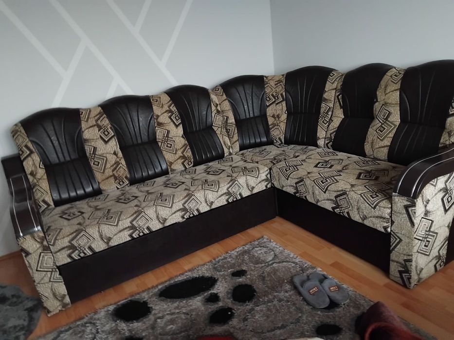 Coltar living canapea